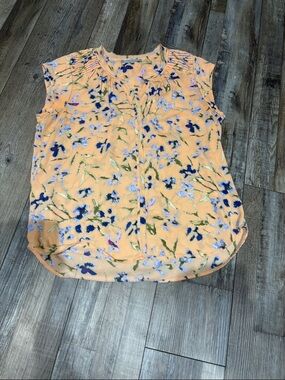 Daniel Rainn Peach Floral Cap-Sleeve Blouse with Blue Accents